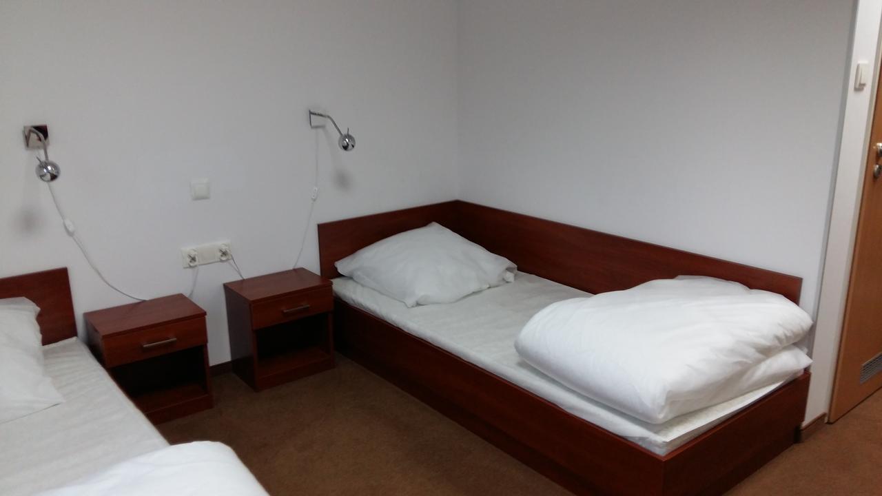 Chlebowo Motel Stare Brynki Przy Stacji Bp Trojka מראה חיצוני תמונה